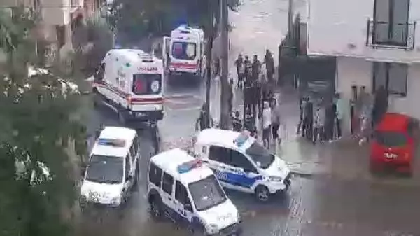 ESKİ DAMAT VE AİLESİNİN 1 KİŞİYİ ÖLDÜRÜP, 4 KİŞİYİ DE YARALADIĞI ARBEDENİN GÖRÜNTÜLERİ ORTAYA ÇIKTI