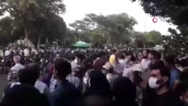 İran Türklerinden su krizi protestolarına destek gösterisi