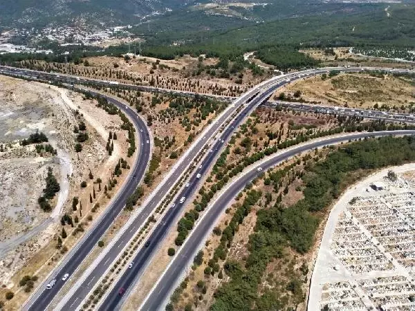 İzmir'de trafiğe helikopterli denetim