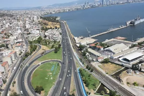 İzmir'de trafiğe helikopterli denetim