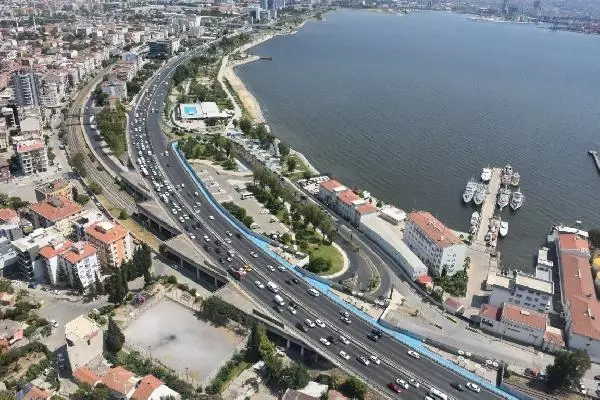 İzmir'de trafiğe helikopterli denetim