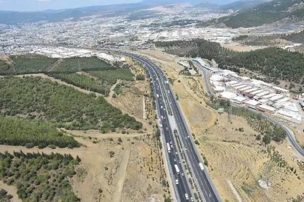 İzmir'de trafiğe helikopterli denetim