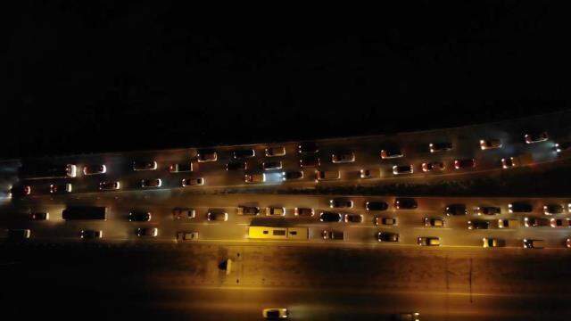 'Kilit kavşak' Kırıkkale'de araç kuyruğu gece yarısı 15 kilometreyi buldu