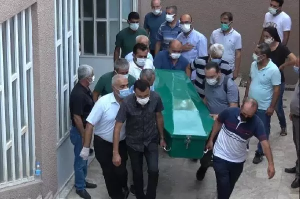 Son Dakika | KIZIN CENAZELERİ MEMLEKETLERİNE GÖNDERİLDİ