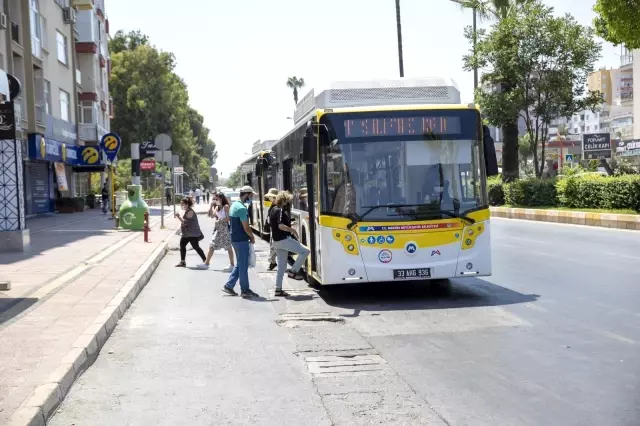 Mersin Büyükşehir Belediyesi bayram boyunca hizmete devam etti