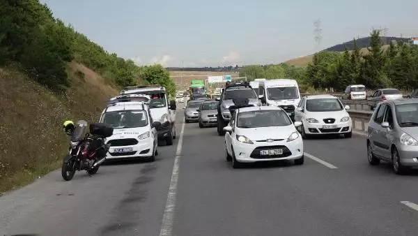 Şile yolunda trafik kazası: İtfaiye termal kamera ile yaralı aradı