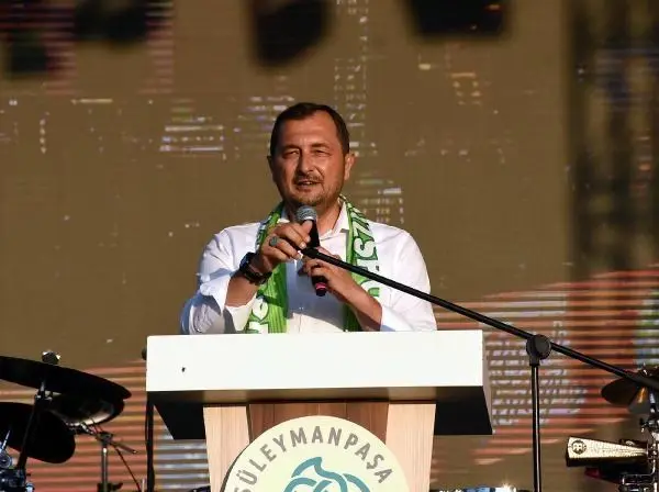 TEKİRDAĞ'DAKİ ŞENLİKTE 10 BİN KEŞKEK DAĞITILDI