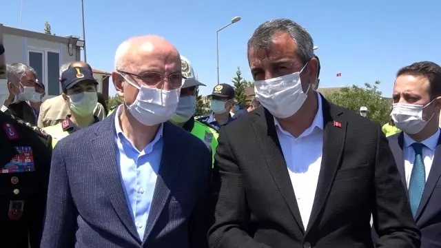 43 ilin geçiş güzergahında son gün trafik yoğunluğu: Kilit kavşakta yine aynı manzara