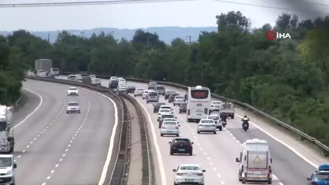 Bayram bitti, dönüş trafiği bitmedi
