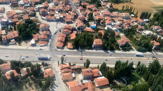 Bayram tatilinin son gününde jandarma havadan trafik denetimi yaptı