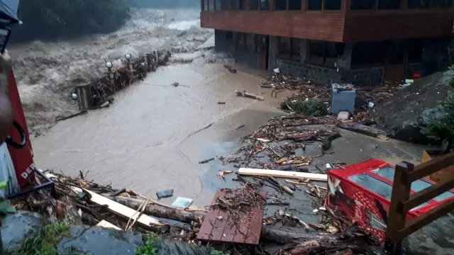 Son dakika 3. sayfa: Doğu Karadeniz'de son 3 yılda sellere 32 kurban, 9 kayıp verildi