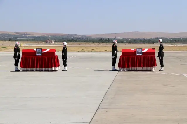 El Bab'ta şehitleri memleketlerine uğurlandı