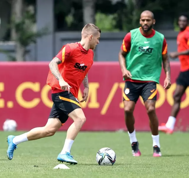 Galatasaray, PSV Eindhoven maçı hazırlıklarını sürdürdü