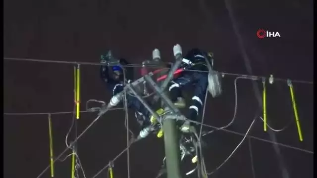 In-Fa Tayfunu, Çin'de karaya çıktıŞanghay'daki havalimanında uçaklar tayfundan önce bağlandı