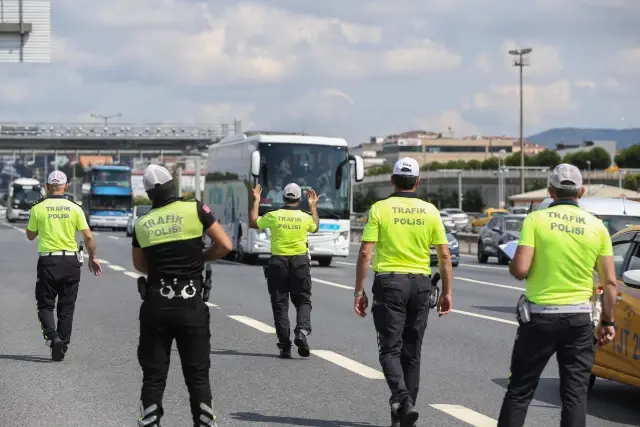 Helikopter destekli trafik denetimi yapıldı