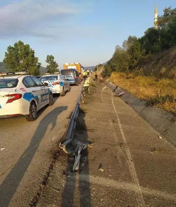 Yurt genelinde meydana gelen trafik kazalarıyla ilgili haberlerimizi derleyerek yayımlıyoruz. Saygılarımızla.