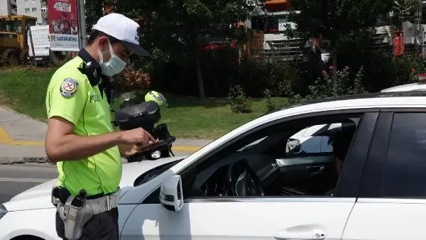 MALTEPE'DE DRONE DESTEKLİ TRAFİK DENETİMİ