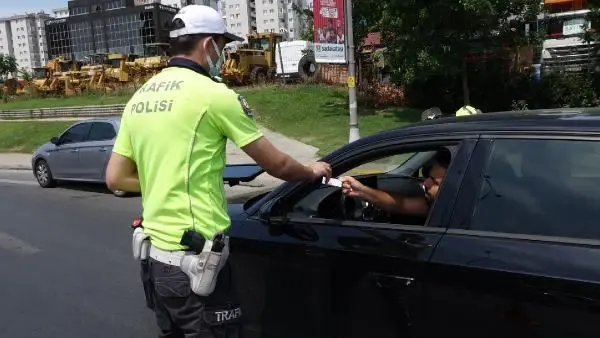 MALTEPE'DE DRONE DESTEKLİ TRAFİK DENETİMİ