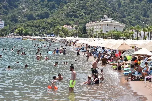 MARMARİS TATİLCİLERDEN SONRA SAKİNLEŞTİ