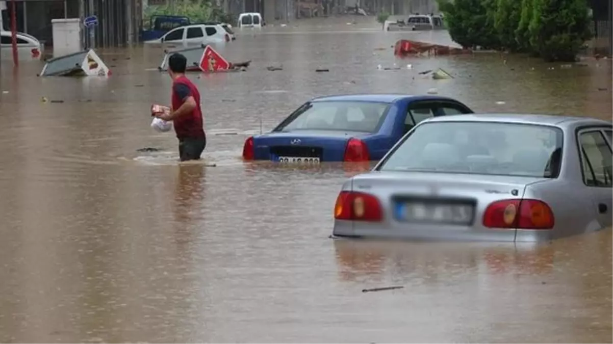 Meteoroloji ve AFAD'dan Karadeniz'deki 5 şehrimize sel ve heyelan uyarısı