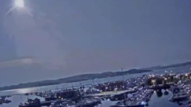 norvec te atmosfere giren meteor geceyi gunduze 14287397 6554 o
