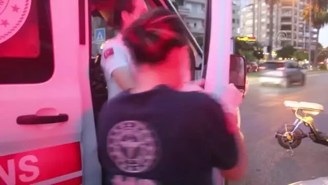 Otomobil elektrikli bisikletle çarpıştı: 1 yaralı