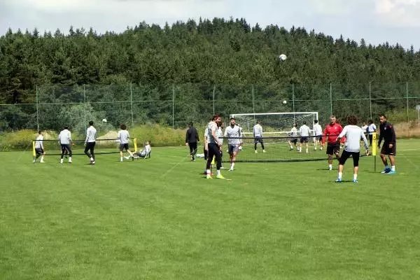 Samsunspor, yeni sezon hazırlıklarını Bolu kampında sürdürüyor
