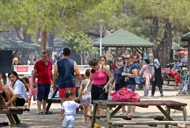 Tatilin son gününde sahil ve piknik alanlarında korkutan yoğunluk