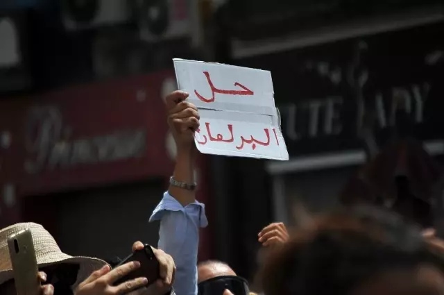 Son dakika haber: Tunus'ta hükümet karşıtı protesto