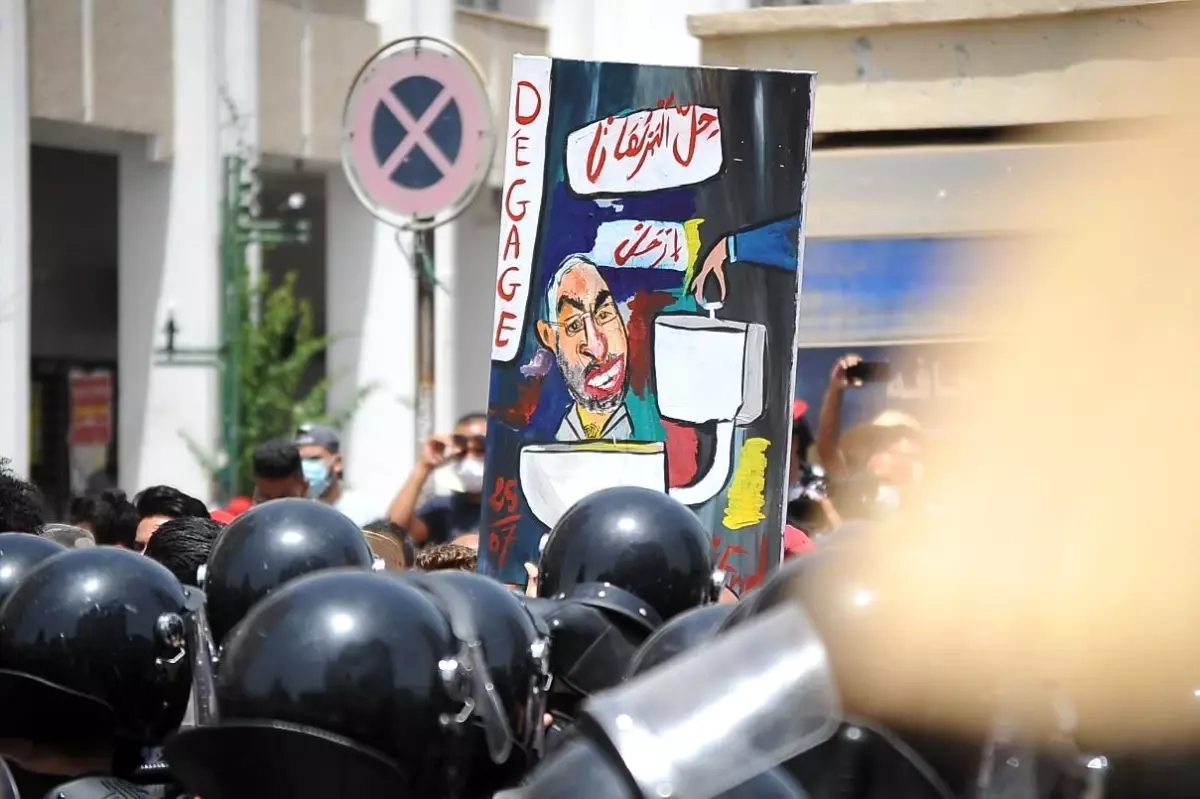 Son dakika haber: Tunus'ta hükümet karşıtı protesto