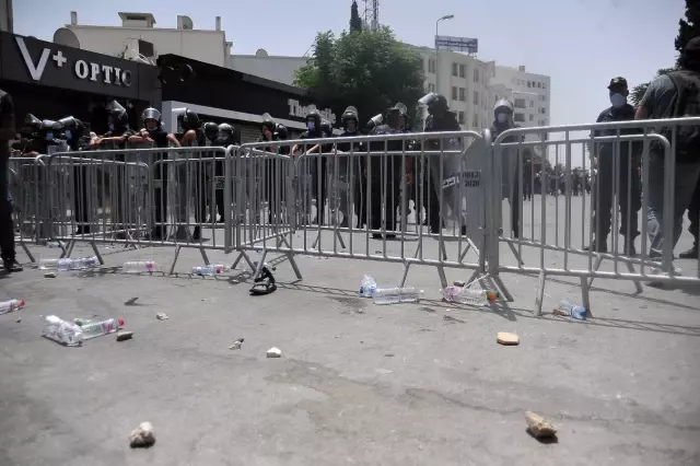 Son dakika haber: Tunus'ta hükümet karşıtı protesto