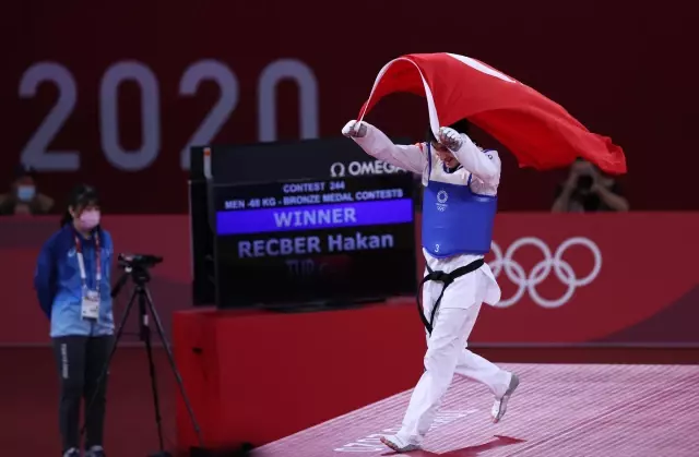Türkiye'nin 2020 Tokyo Olimpiyat Oyunları'ndaki ilk madalyası tekvandodan
