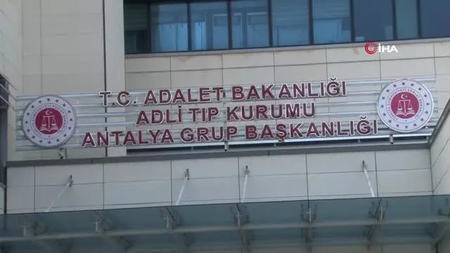 Son dakika haberi | Ünlü tiyatro sanatçısı Levent Aykul'un cenazesi adli tıptan alındı