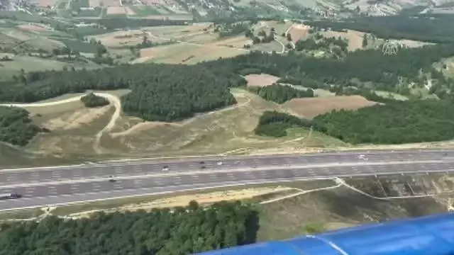 Vali Yavuz, kentteki bayram trafiğini havadan denetledi