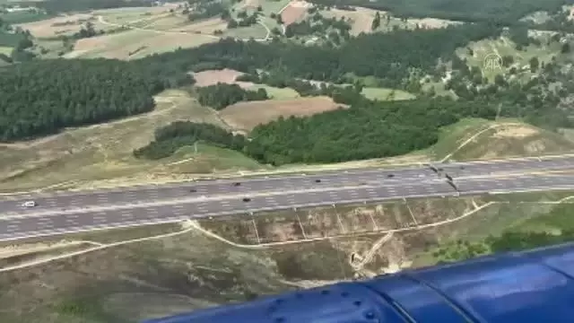 Vali Yavuz, kentteki bayram trafiğini havadan denetledi