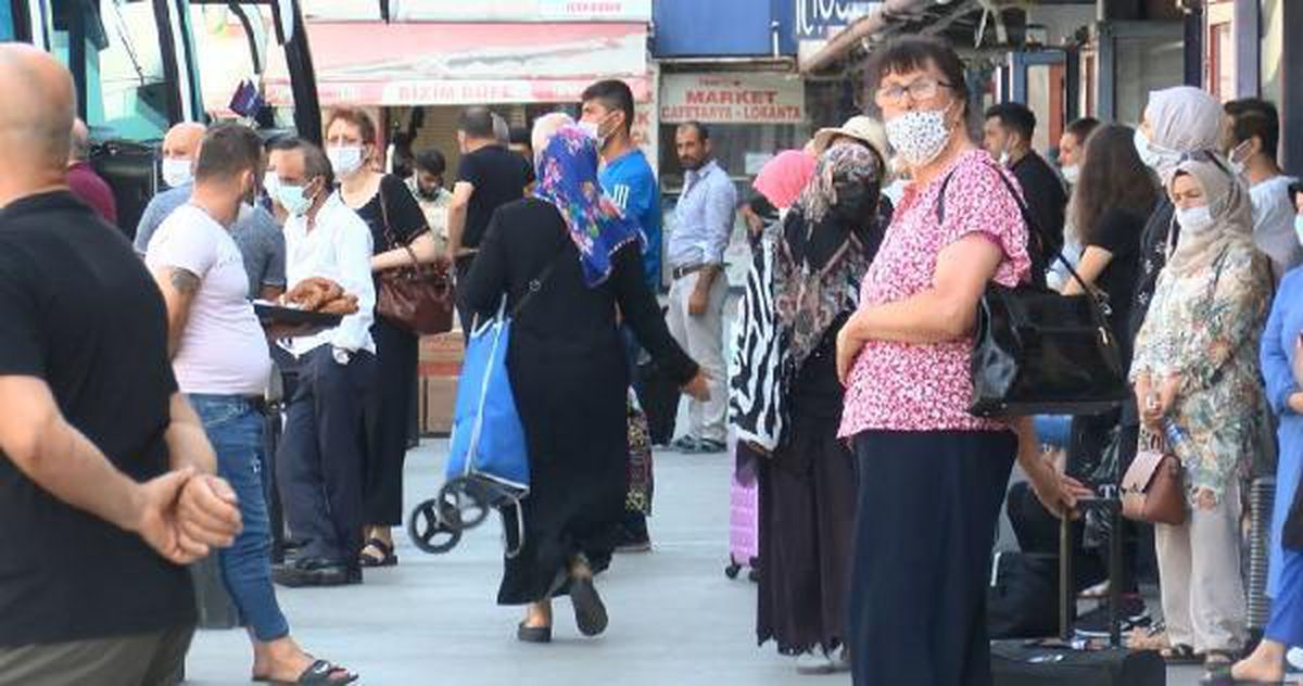 BAYRAM DÖNÜŞÜ OTOGARDA YOĞUNLUK OLUŞTU