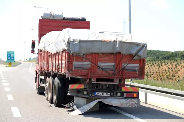Bayram tatili dönüşü Kuzey Marmara Otoyolu'nda feci kaza: 1'i ağır 5 yaralı