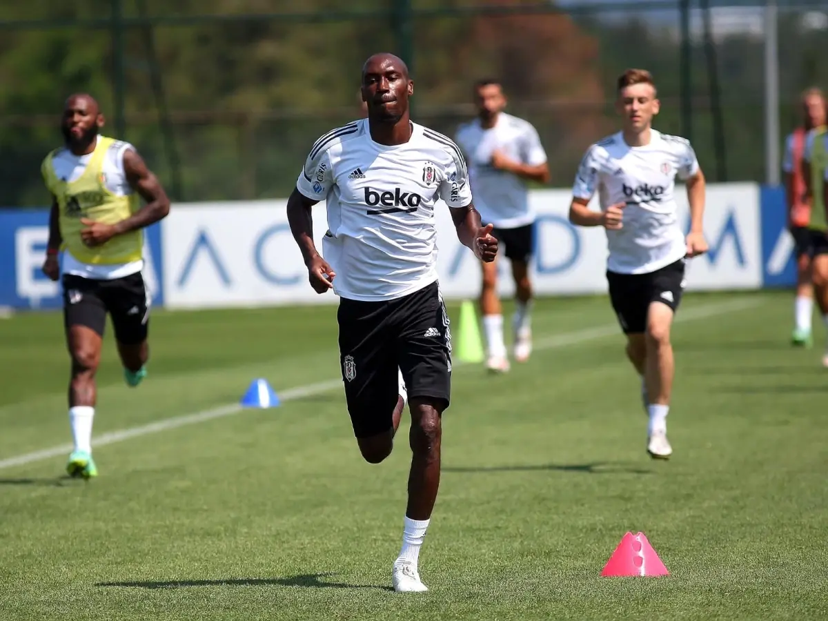 Beşiktaş'ta yeni sezon hazırlıkları devam ediyor