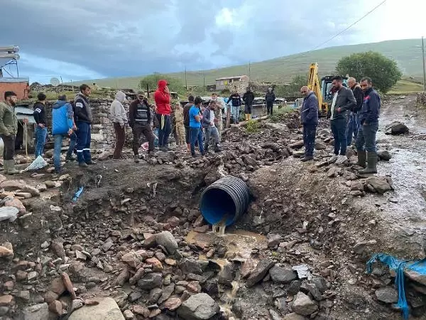 DOLU İLÇELERİ BEYAZA BÜRÜDÜ, SAĞANAK SELE DÖNÜŞTÜ