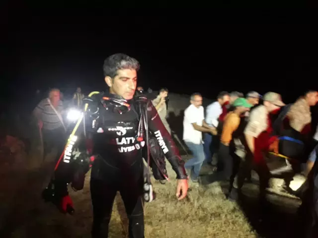 Serinlemek için baraj gölüne giren genç boğuldu