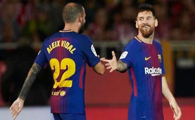 Fenerbahçe, Arda Turan'ın yakın arkadaşı Aleix Vidal'e resmi teklif yaptı Fenerbahçe, Arda Turan'ın yakın arkadaşı Aleix Vidal'e resmi teklif yaptı