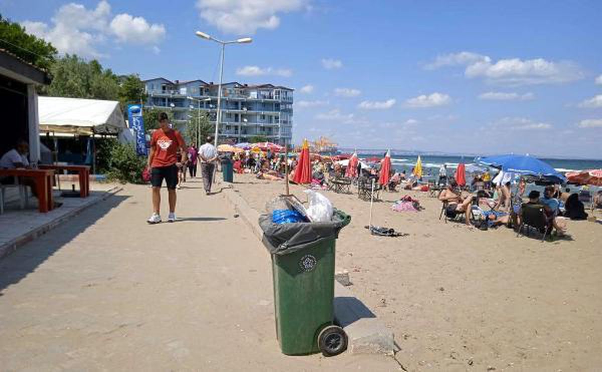 Kumbağ'da belediye 4 günde 250 ton çöp topladı