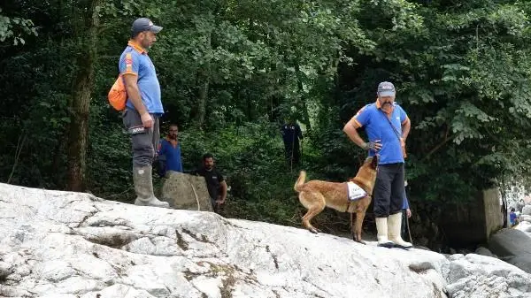 Son dakika haber... Rize ve Artvin'de selin izleri siliniyor, kayıp 3 kişi aranıyor