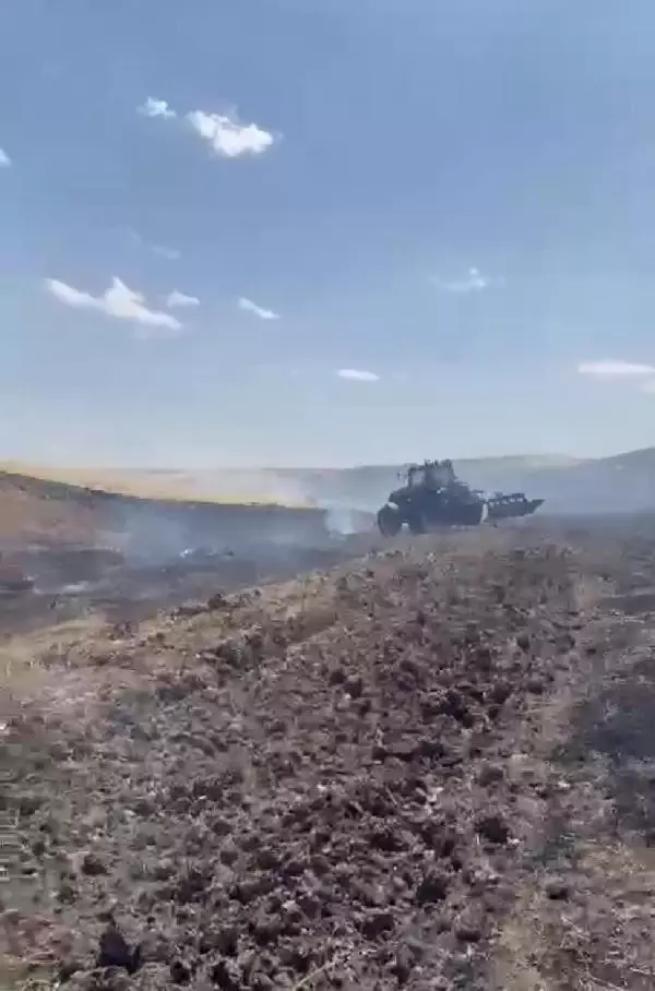 Savcı Sayan ve akrabalarının arazilerinde çıkan yangında bin dönüm alan zarar gördü