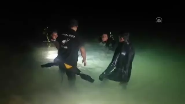 Serinlemek için baraj gölüne giren genç boğuldu