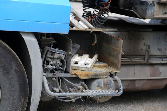 tirinin akuleri calinmasin diye ozel kapak 2 14288588 o