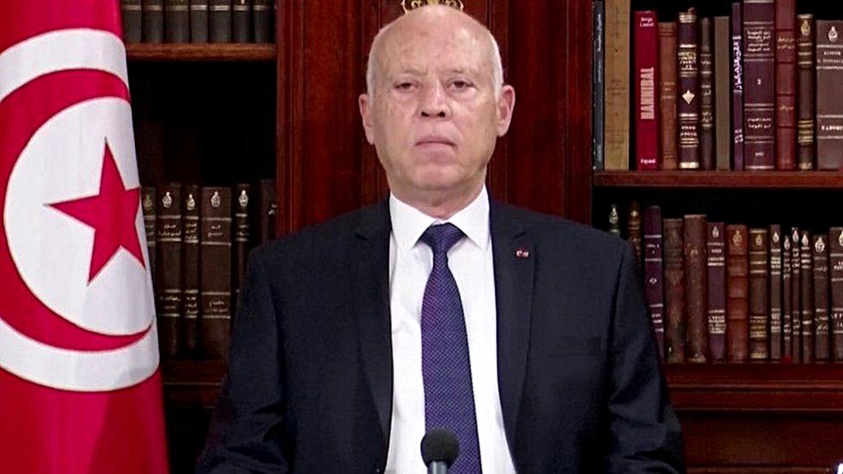 Tunus Cumhurbaşkanı Said, başbakanı görevden aldı ve meclisin yetkilerini dondurdu - Vimarsana News