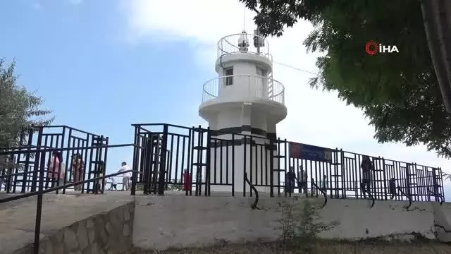 Türkiye'de bir ilk olan deniz feneri 78 yıldır gemilere rehberlik ediyor