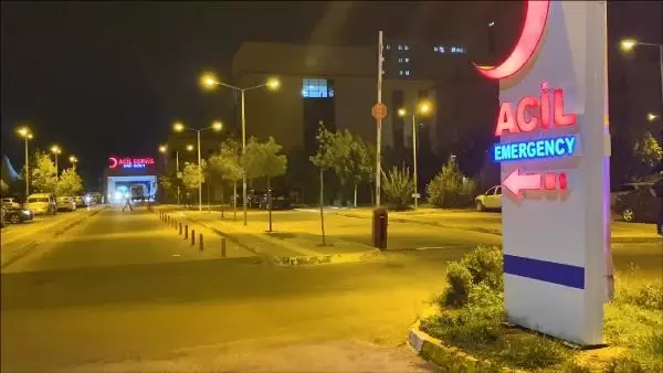 VAKA ARTIŞININ SÜRDÜĞÜ DİYARBAKIR'DA, PCR TESTİ İÇİN UZUN KUYRUKLAR OLUŞTU