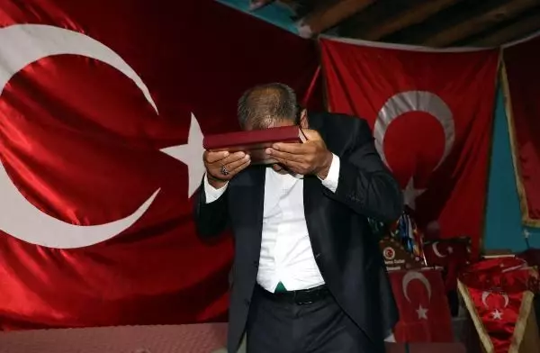 VANLI TURAN DENİZ'İN BAYRAK VE VATAN SEVGİSİ